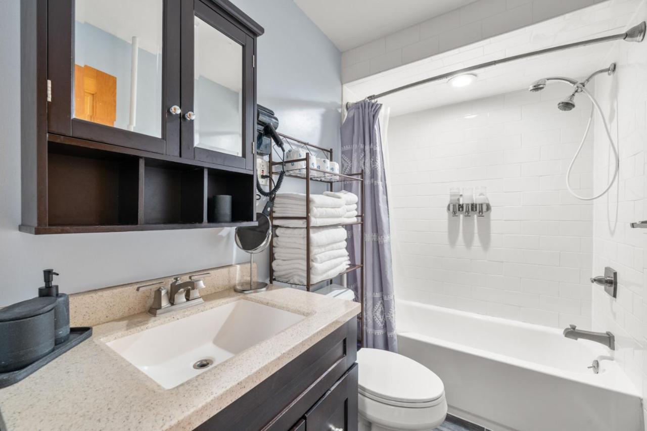 Cozy Urban Escape I Near Nyc Ferienhaus New York
