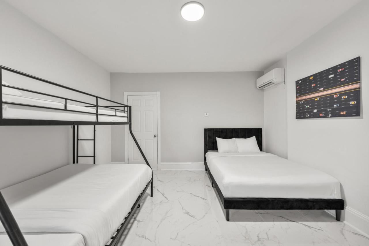Cozy Urban Escape I Near Nyc Ferienhaus New York